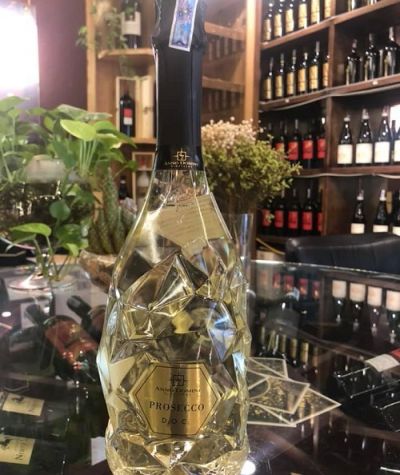 Rượu vang dành cho người mới bắt đầu - Rượu Vang Hà Nội